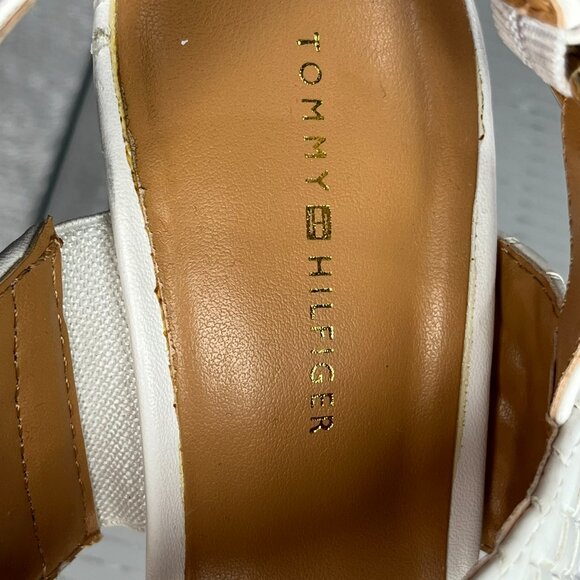 Tommy Hilfiger women's white ankle strap heels size 8 - Picture 3 of 7